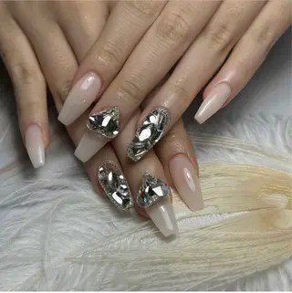 ネイル HIN NAILのネイルデザイン