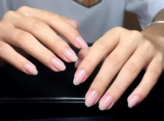 ネイル Pure&Rich Nailのネイルデザイン
