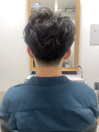 ミディアム BLEACH 🟥 PERM 天神🏆のヘアスタイル