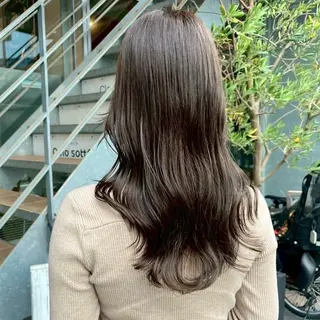 カラー Reve /マキノのヘアスタイル