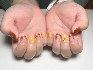 ネイル ネイル脱毛 Reeのネイルデザイン
