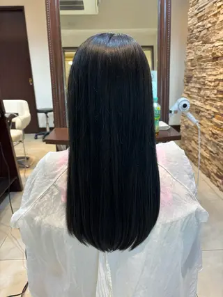 ロング カラー 山内 桜のヘアスタイル