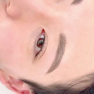 メンズ アイブロウ モンカプチーノ 代々木のマツエク・マツパデザイン