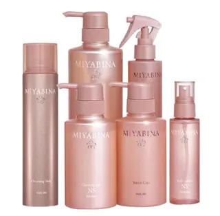 CreBiA ayanoのヘアスタイル