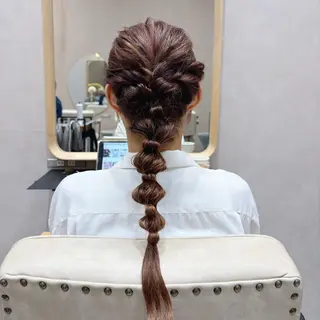 ロング カラー ヘアアレンジ 🐰あみ【艶カラー/ 縮毛矯正】🫧のヘアスタイル