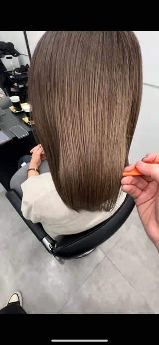 セミロング 髪質改善 /ツヤ髪/植竹偉吹のヘアスタイル