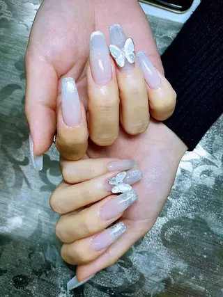 ネイル I-nailロング /ワンホン/キラキラのネイルデザイン