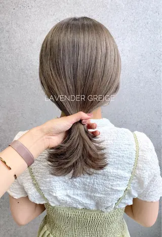 セミロング カラー YUKA🐻❄️ 🎀当日予約ok/のヘアスタイル