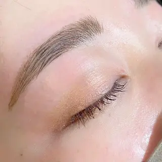 meme神戸三宮 hinakoの眉毛・アイブロウイメージ