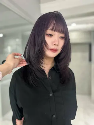 セミロング ️💜akari💜 ハイトーン/レイヤーのヘアスタイル