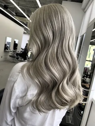 カラー 名古屋栄/ 複雑履歴   リカのヘアスタイル