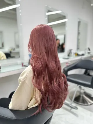 セミロング カラー ❄最強かわいいカラー ❄️MINA❄️のヘアスタイル
