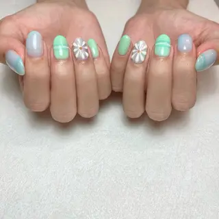 ネイル かおる KAORUのネイルデザイン