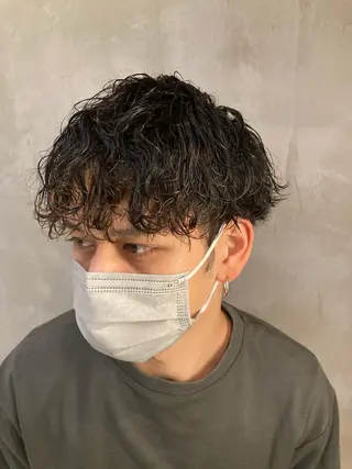 ショート パーマ メンズ 波巻きスパイラルパー マ/シャドウパーマ駿のヘアスタイル
