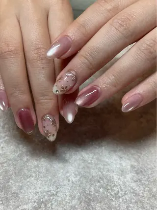 ネイル m. natsuhaのネイルデザイン