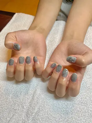 ネイル 菊池 菜月のヘアスタイル