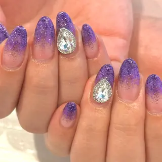 ネイル Nailsalon Julius luna所属・Juliusluna FUZUKIのネイルデザイン