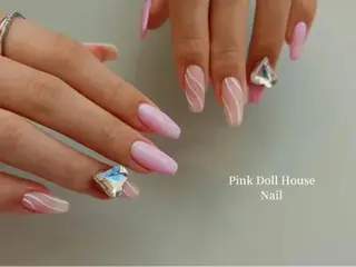 セミロング Pink Doll House天久店のネイルデザイン