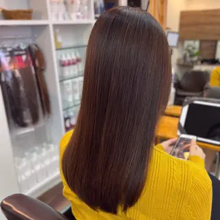 ミディアム カラー ✅自然にまとまる レイヤーカット梅澤徹のヘアスタイル
