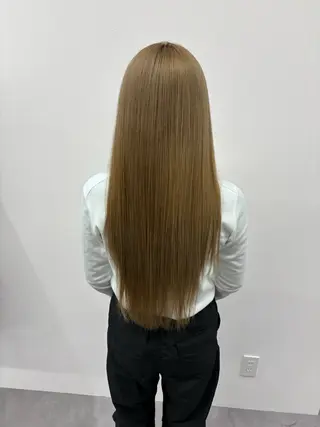 ロング しゅういち/赤み消し カラー特化のヘアスタイル