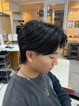 ショート PERCUT 中島快のヘアスタイル
