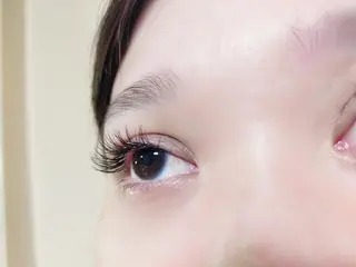 マツエク・マツパ ambi with tiara所属・ambi×tiara NAOKAのマツエク・マツパデザイン