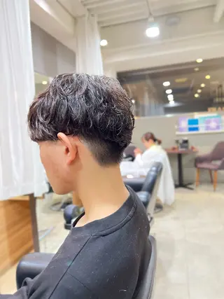 パーマ メンズ 心斎橋メンズサロン リベルテグリットのヘアスタイル