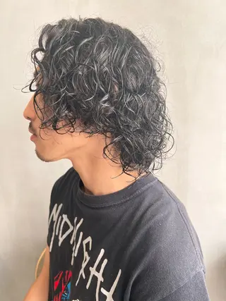 パーマ メンズ 透明感・艶感 小坂隼斗のヘアスタイル