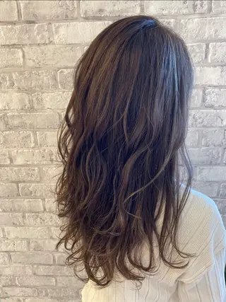 ロング カラー 大人レイヤー& 透明感カラー💄のヘアスタイル
