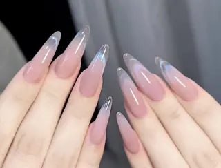 ネイル Pure&Rich Nailのネイルデザイン