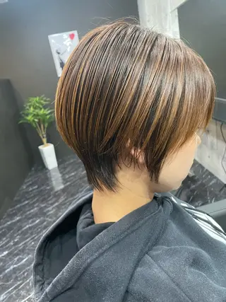 ショート NINE+/代表 ブリーチ特化型サロンのヘアスタイル