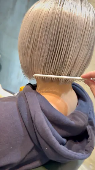 ショート 坂 直樹のヘアスタイル