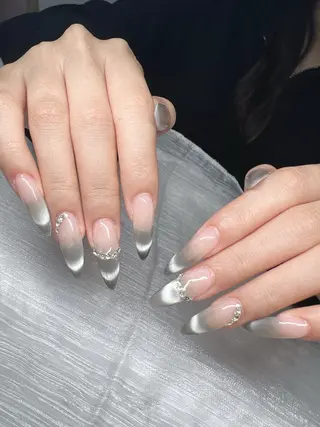 ネイル Lee Nailsのネイルデザイン
