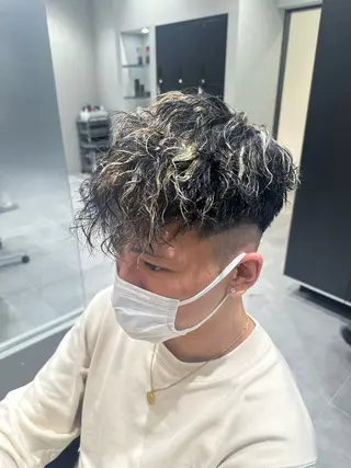 ショート メンズ ⭐️ツイスパ⭐️ 菊池　拓也のヘアスタイル