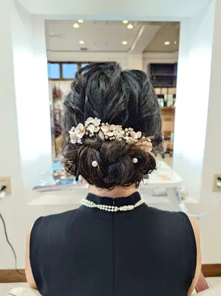 セミロング キンジョウ エナミのヘアスタイル