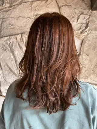 ミディアム 末石 智のヘアスタイル