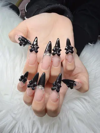ネイル Lee Nailsのネイルデザイン