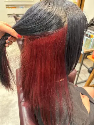 ロング カラー シールエクステ/ ブリーチカラーのヘアスタイル
