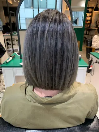 ショート カラー &SONS 小林亨のヘアスタイル