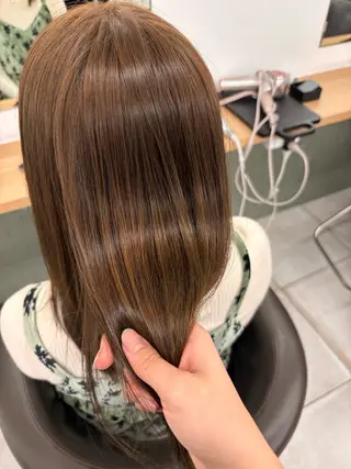 ミディアム カラー ️髪質改善カラー /美髪矯正🎀こゆきのヘアスタイル
