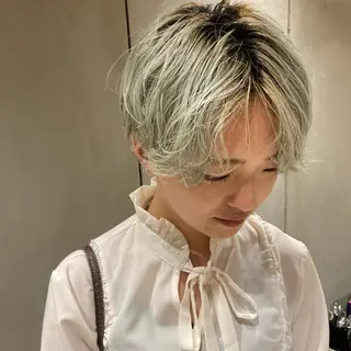 ショート カラー 🌈圧倒的デザイン力 内井省吾のヘアスタイル