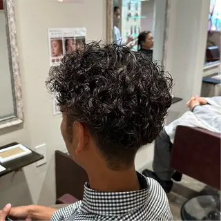 パーマ メンズ 柔らかいcolor ￤韓国￤🩰マユ🩰のヘアスタイル