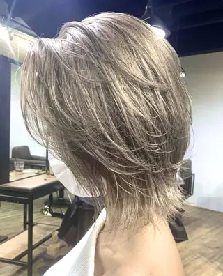 ショート ARCANAブリーチ ダブルカラー🌟原宿のヘアスタイル