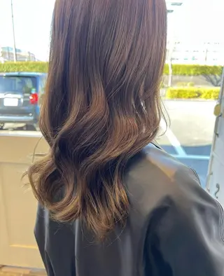 カラー 【ルプラボウ 】加藤 和音のヘアスタイル