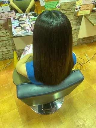 セミロング パーマ 山口 彩海のヘアスタイル