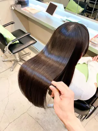 ロング パーマ 艶髪と透明感を ‼️/若林のヘアスタイル
