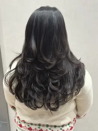 ロング カラー salowin所属・吉ヶ別符 亮祐のヘアスタイル