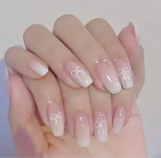 ネイル AKIKO ネイルサロンのネイルデザイン
