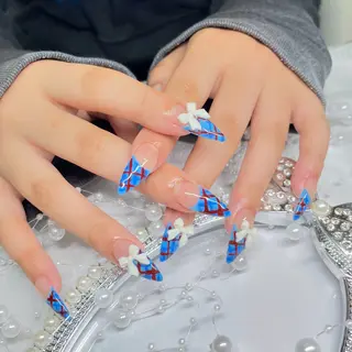 ネイル ハイビスカス ネイルサロンのネイルデザイン