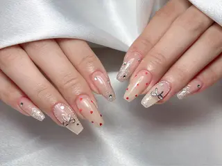 ネイル Aura  Nail 長さだし/パラジェルのネイルデザイン